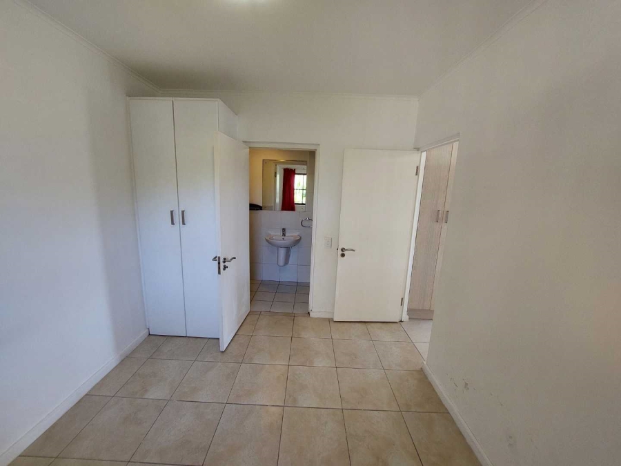 To Let 2 Bedroom Property for Rent in Rondebosch Western Cape
